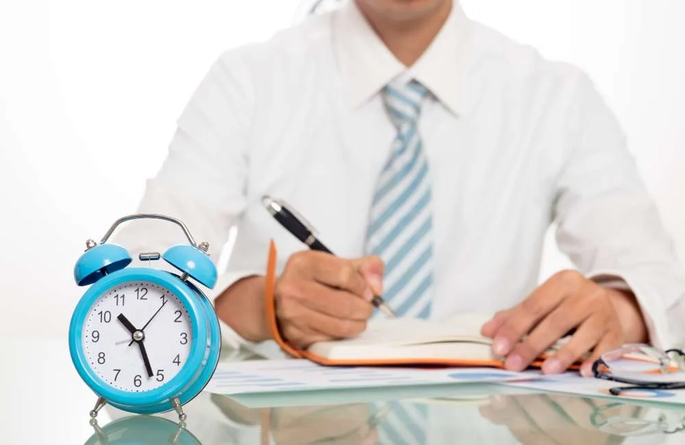 Un día como Agente de Hacienda: Horarios